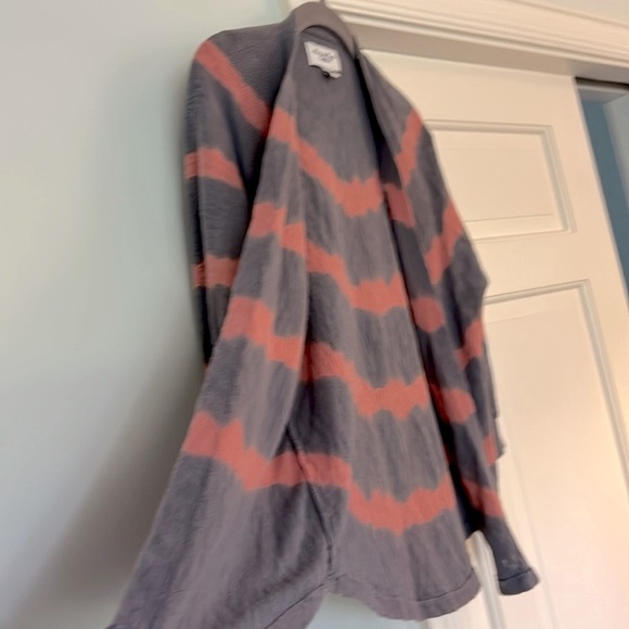 American Eagle Cardigan Size Small  Orange Gray Women's Lightweight Knit Sweater - Picture 5 of 10